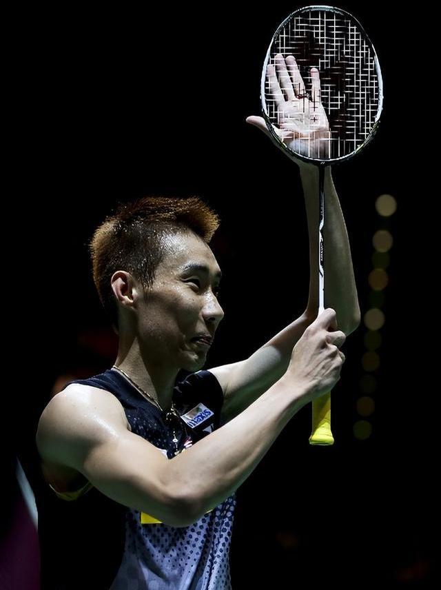 爱游戏在线-中国羽毛球队逆转韩国羽毛球队，李宗伟绝境逆转