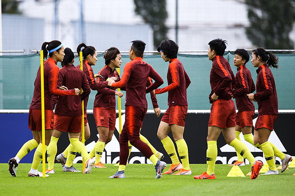 爱游戏大厅-中国队碾压奥地利队，波尔状态火热