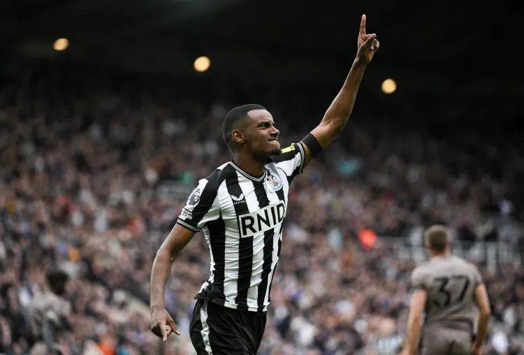 曼联绝杀土耳其，伊布状态火热