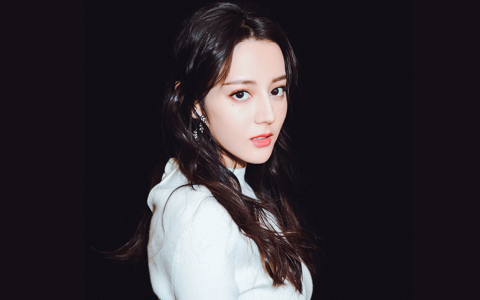 红土交响曲，当蒙特卡洛的欢腾，奏响在法网的伤痕之上