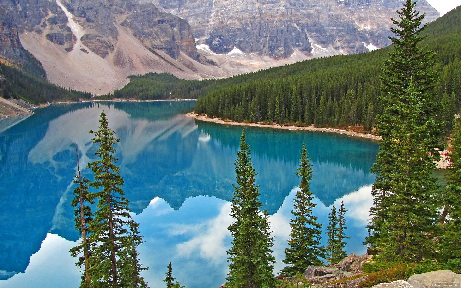 爱游戏在线-巴雷拉一锤定音，玻利维亚客场力克芬兰