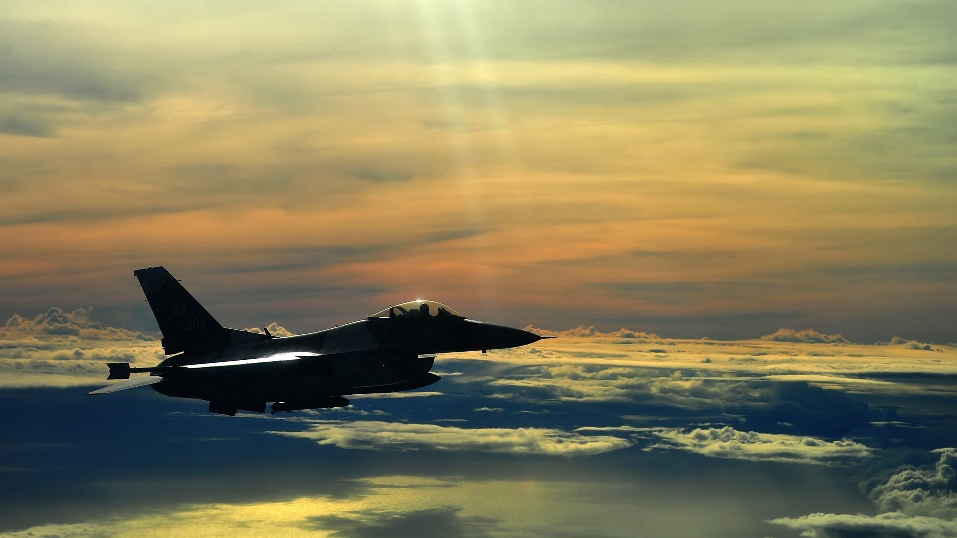 当F1引擎遇见球场轰鸣，深圳山西之战如何演绎年度争冠焦点战？