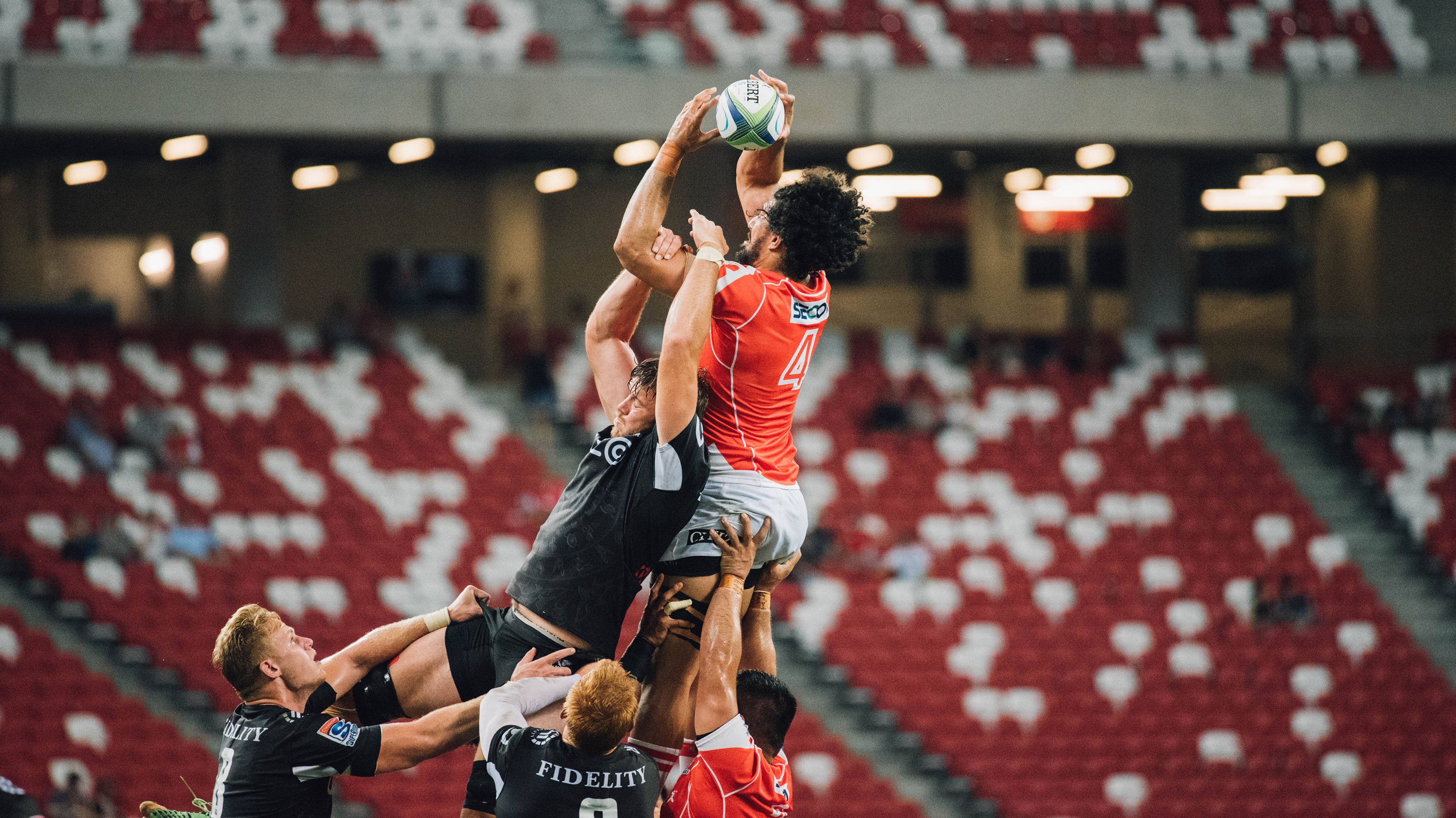 库里王冠上的第41颗宝石，当国王用三分暴雨浇熄上海队的反击火种