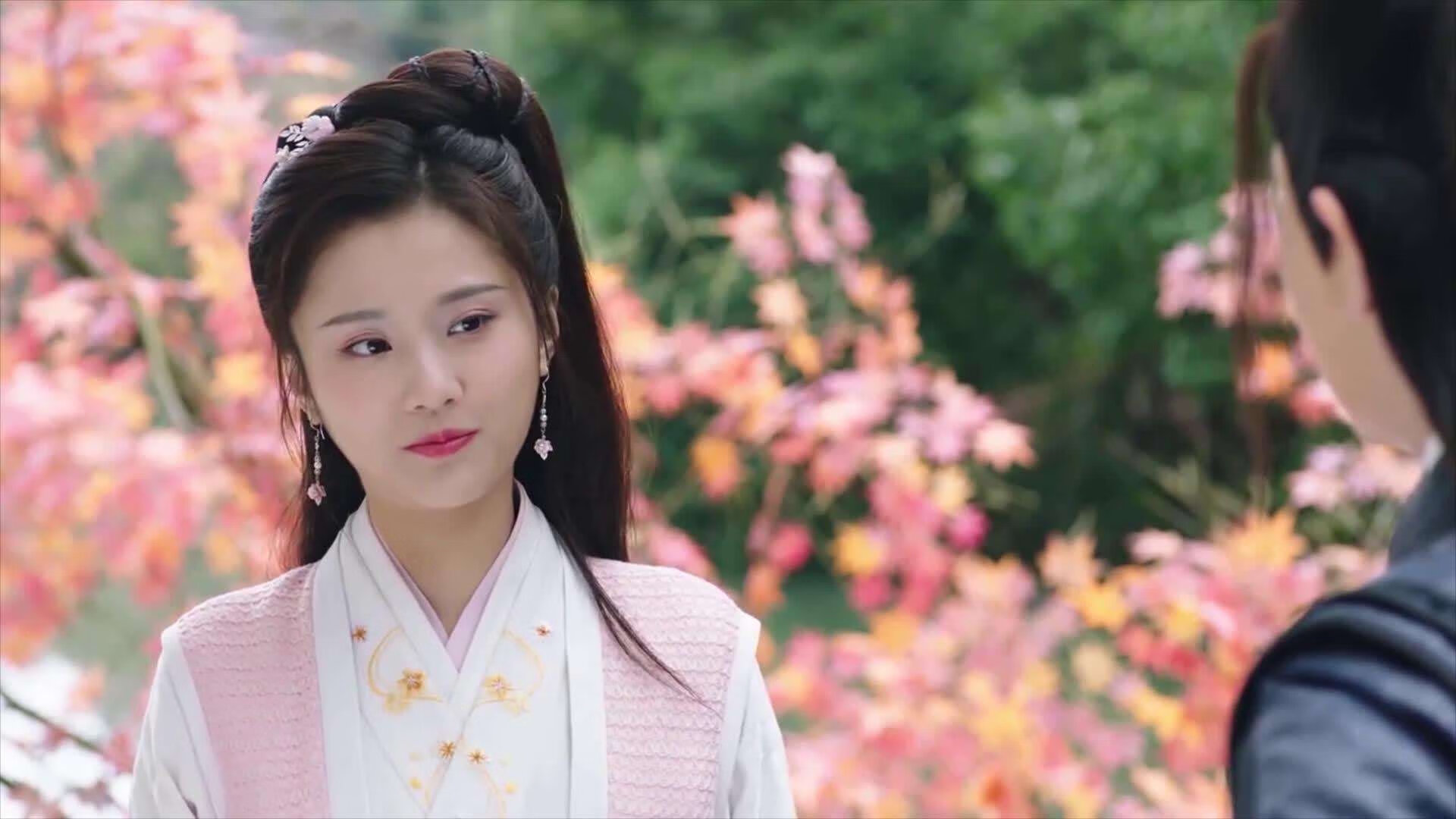 凝视与刺穿，欧冠决赛夜阿尔瓦雷斯如何将防线拆解成碎片