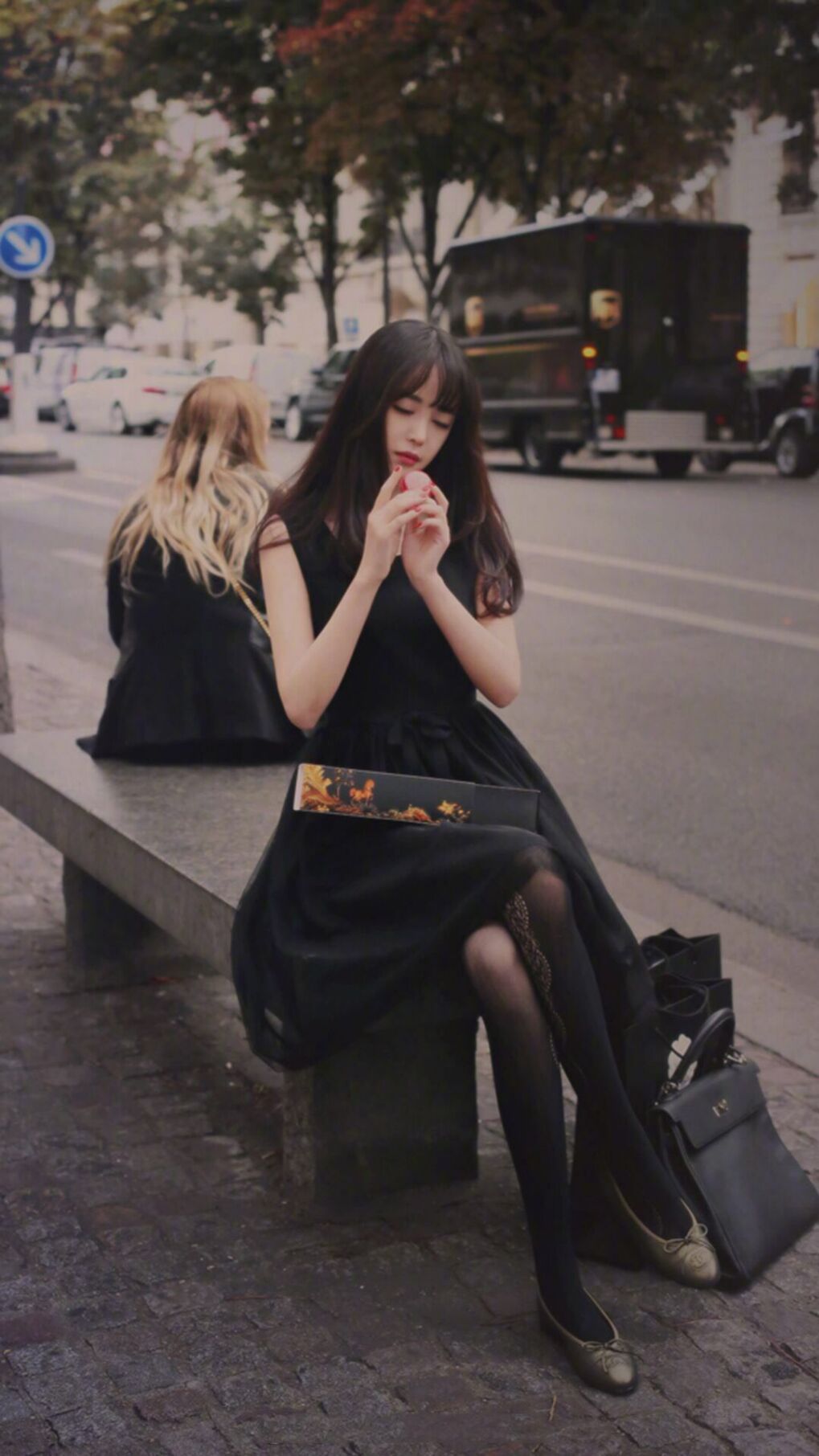 爱游戏在线-暴力美学史诗，锡安40分撞碎凯尔特人铁壁，一己之力重写比赛定义